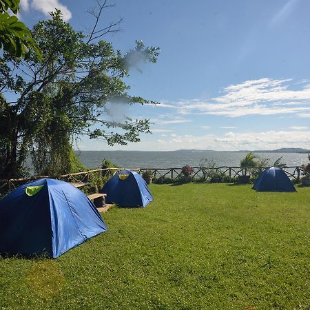 Serenada Eco Resort Mukono Town 外观 照片