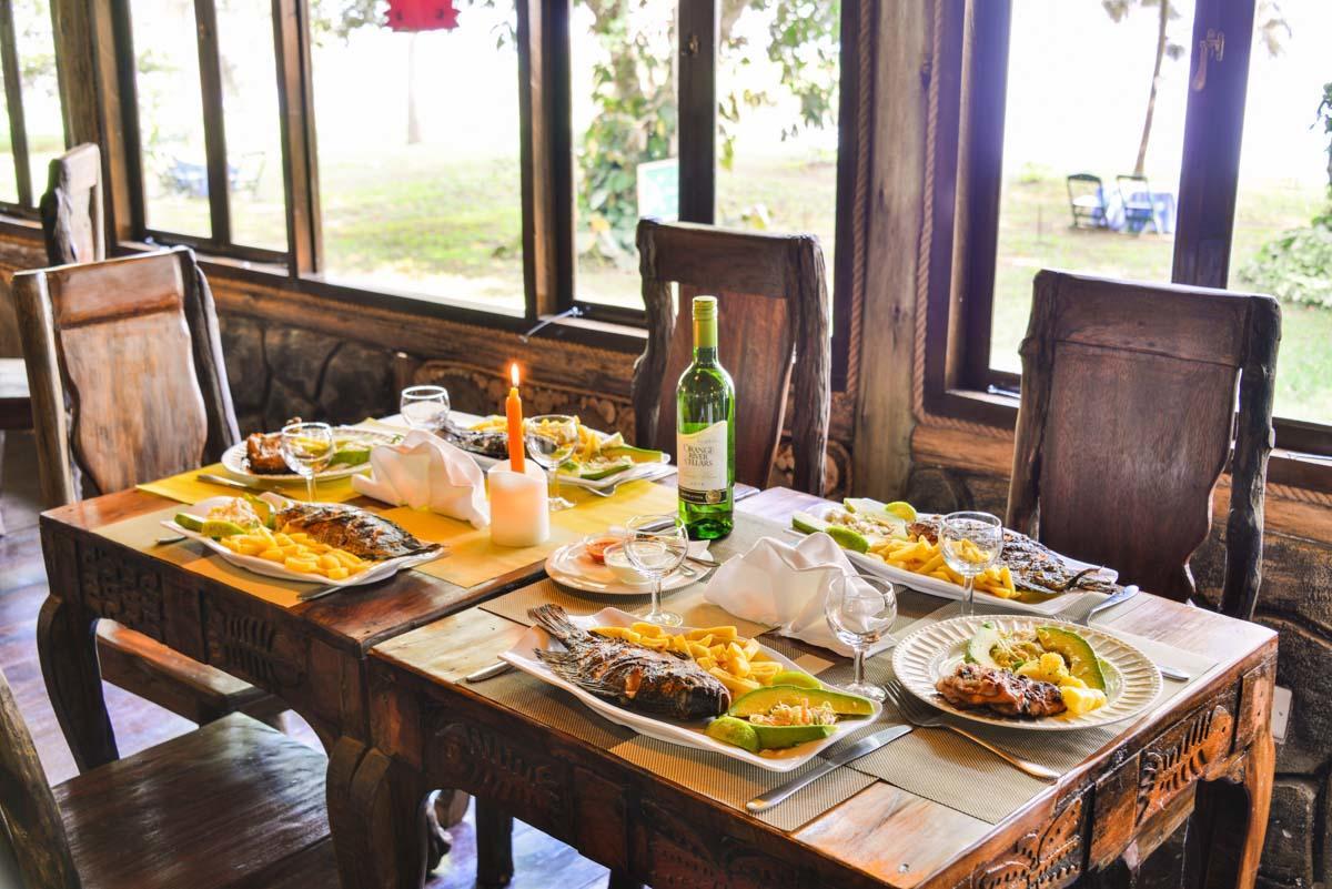 Serenada Eco Resort Mukono Town 外观 照片