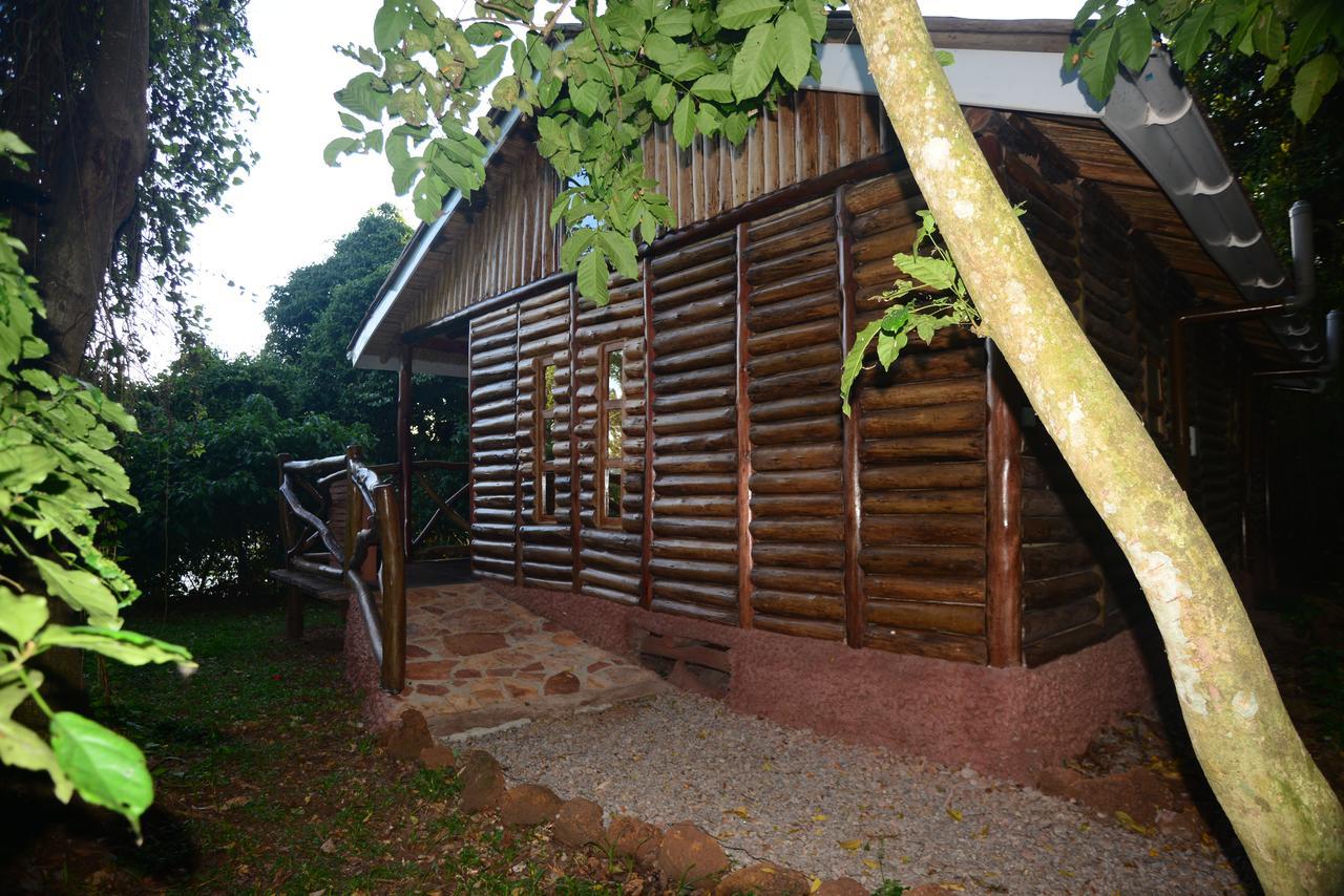 Serenada Eco Resort Mukono Town 外观 照片